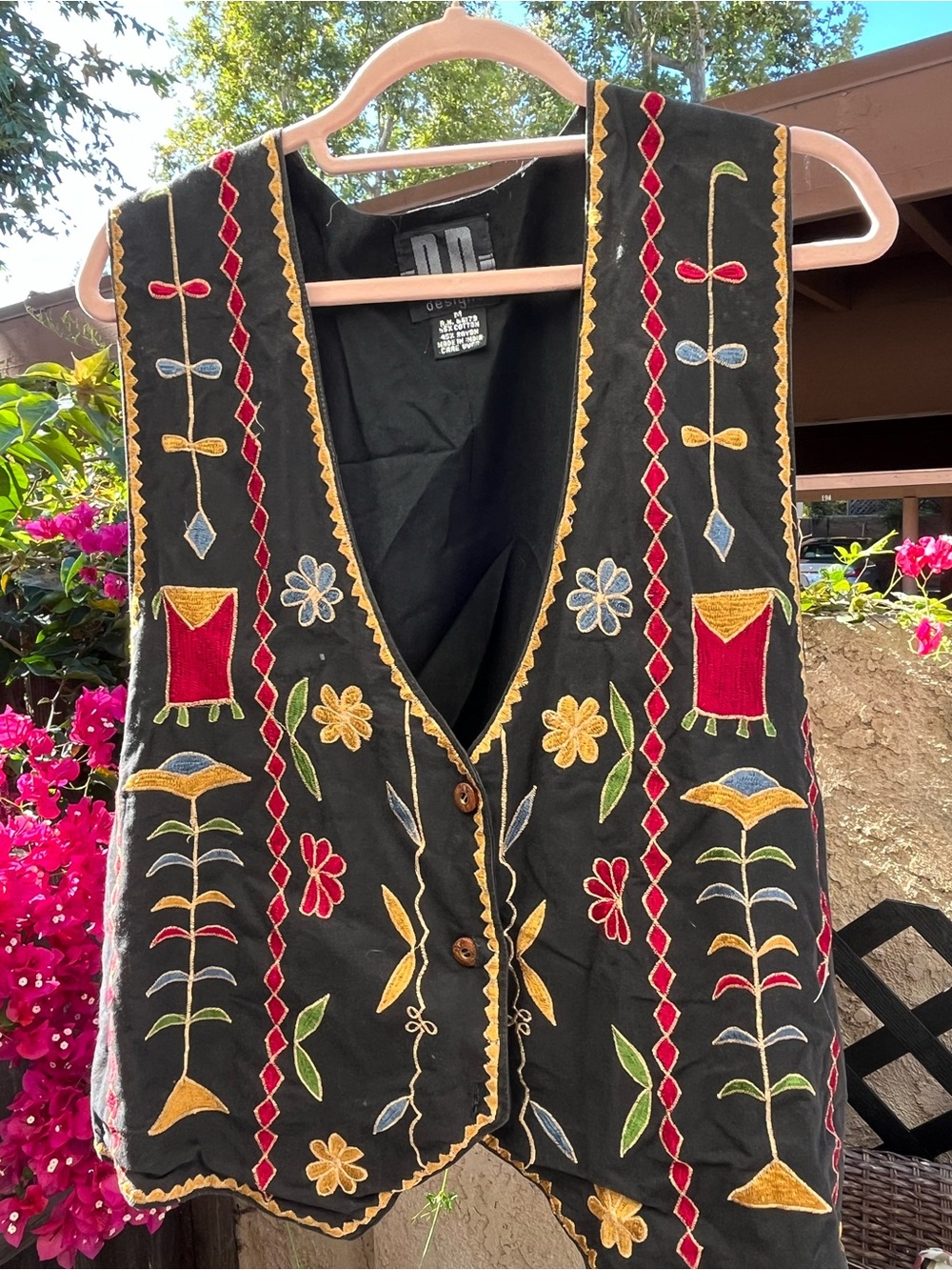 Embroidered Vintage Black Cotton Vest with Multicolor Folk Motif